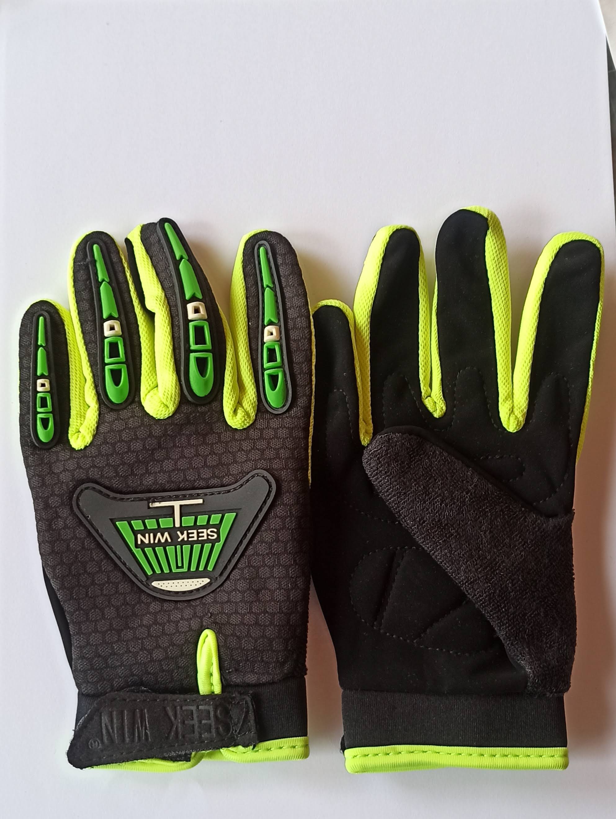 Детски ръкавици