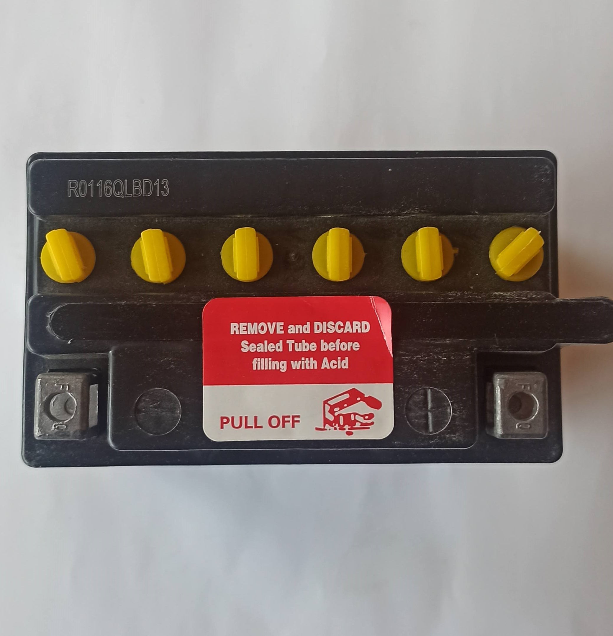 Киселинен акумулатор DYNAVOLT 12V4Ah 2