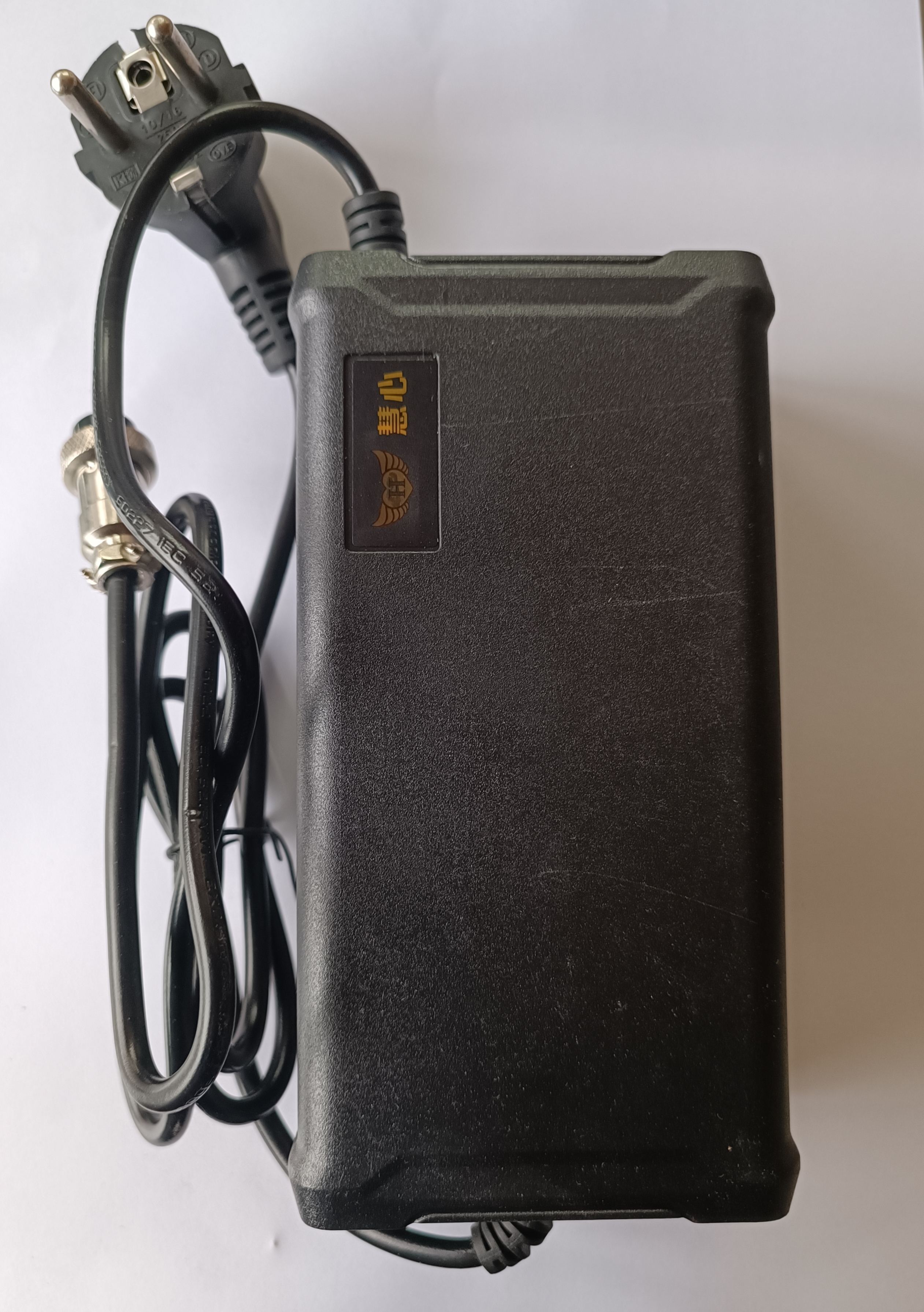 Зарядно 24V 20Ah