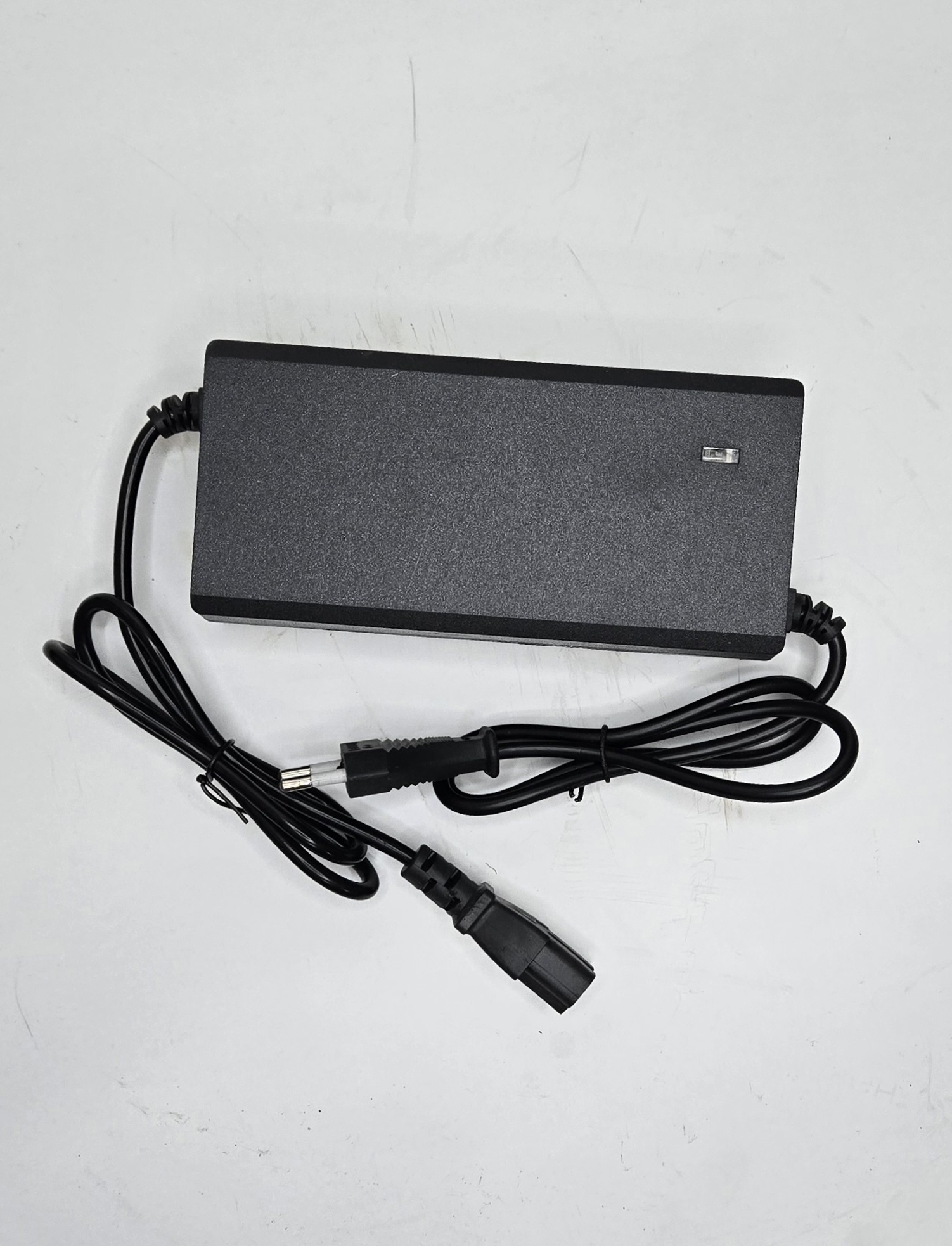 Зарядно за Li-ion батерия 60V 2A
